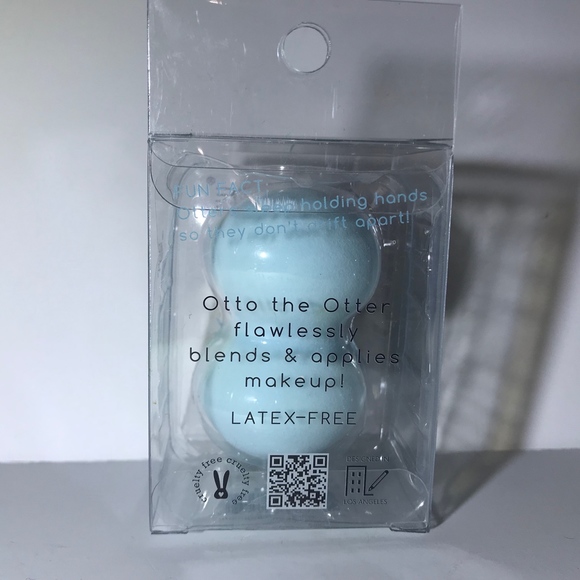 🌺 The Creme Shop Set of 2 Makeup Blenders - Picture 5 of 5